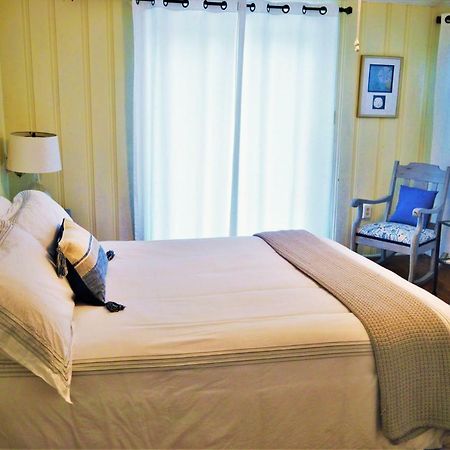 בת'אני ביץ' Meris Gardens B&B מראה חיצוני תמונה