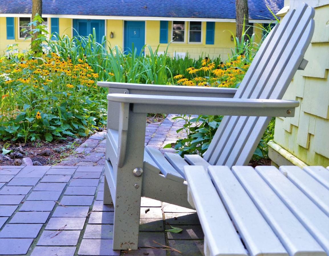 בת'אני ביץ' Meris Gardens B&B מראה חיצוני תמונה