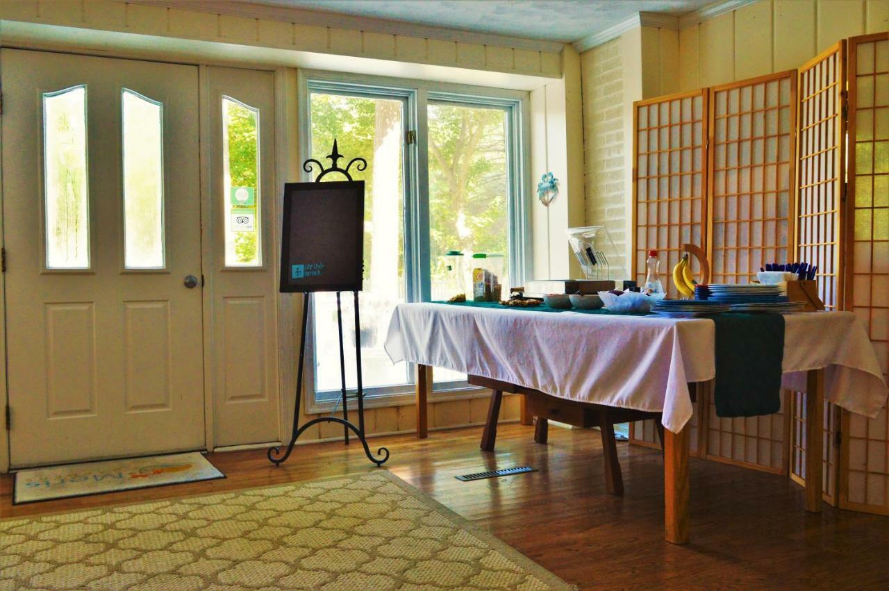 בת'אני ביץ' Meris Gardens B&B מראה חיצוני תמונה