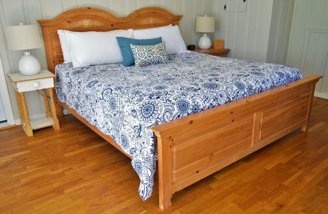 בת'אני ביץ' Meris Gardens B&B מראה חיצוני תמונה